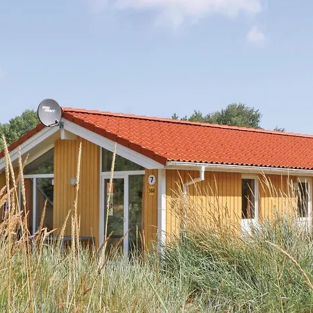 Holiday home Schatzkiste 7 - Dorf 4 *